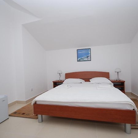 Pansion Anita Hotel Budva Exterior photo